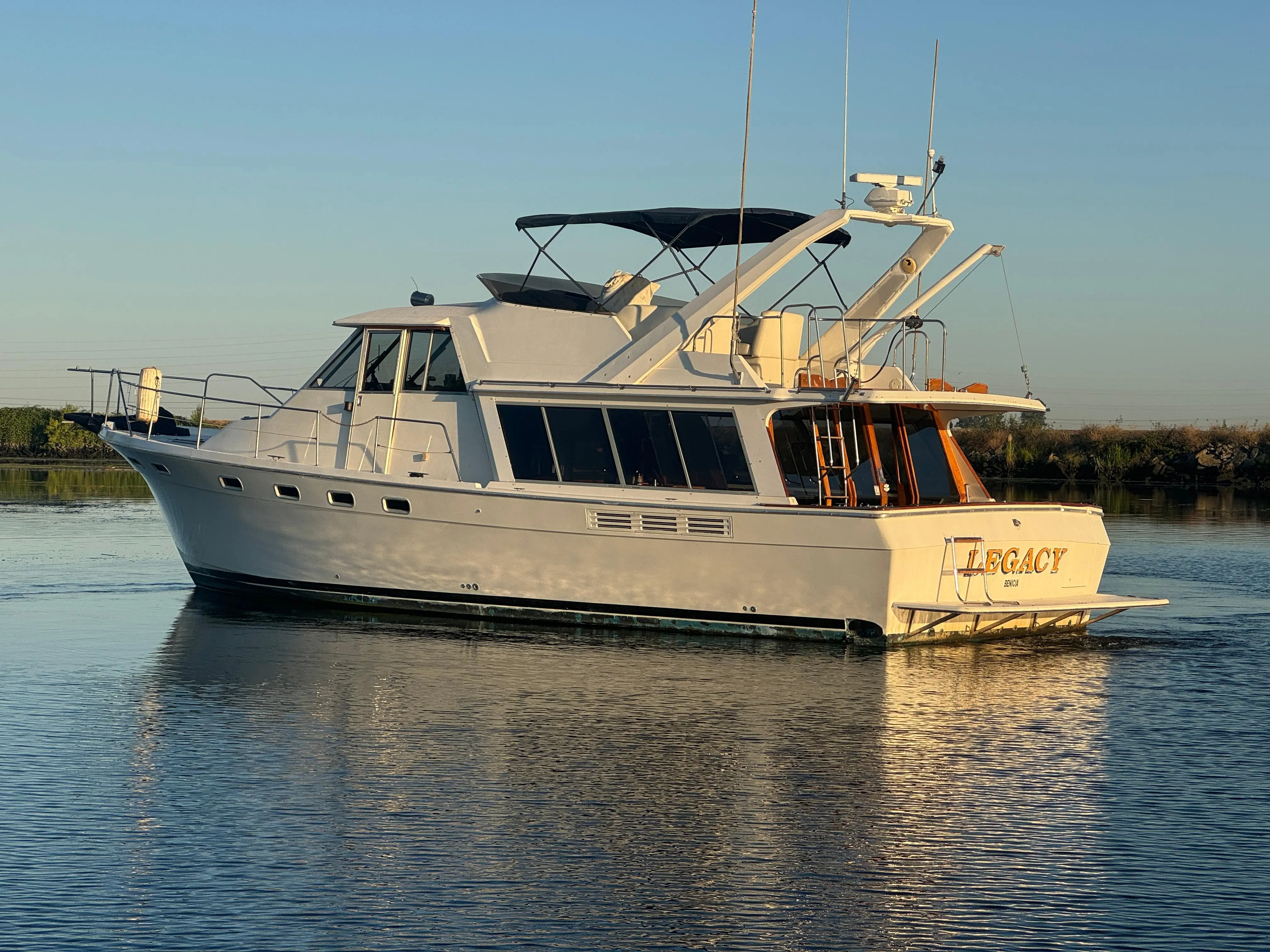 1988 Bayliner pilothouse