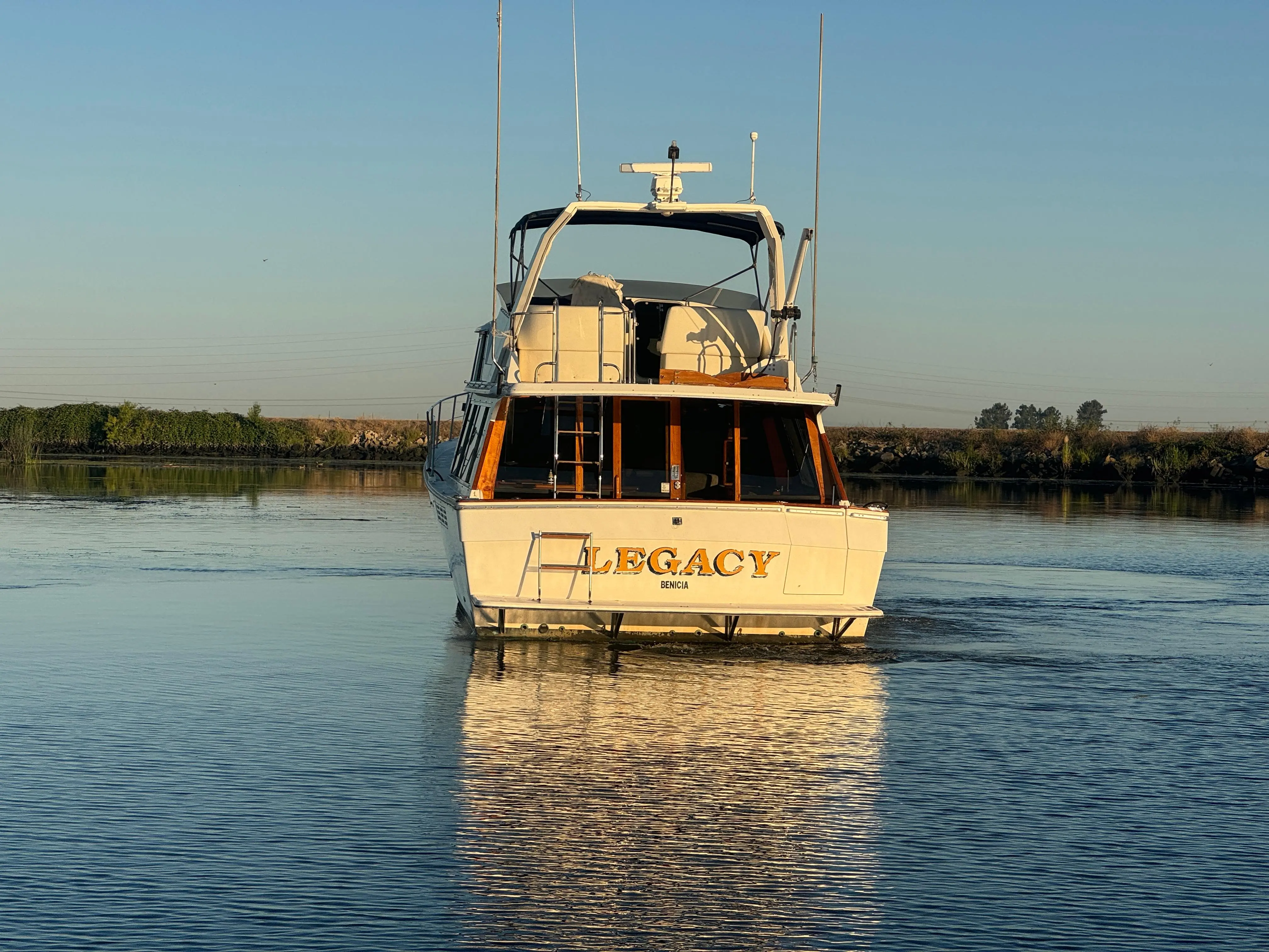 1988 Bayliner pilothouse