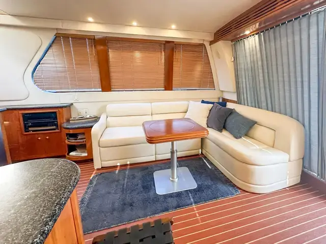 Carver 530 Voyager Pilothouse