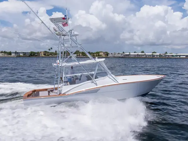 Predator 35'