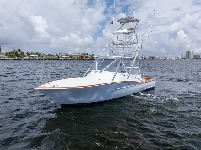 Predator 35'