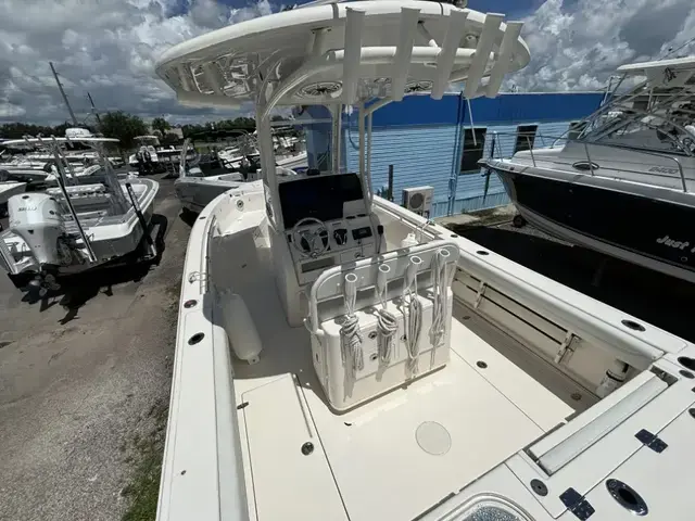 Cobia Boats 240 CC