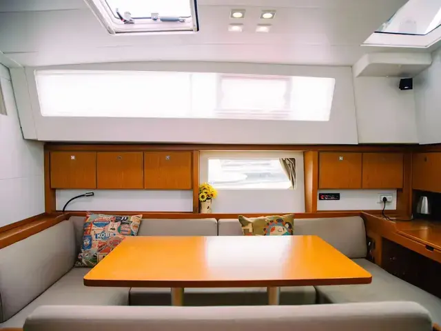 Beneteau Sense43