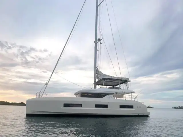 Lagoon 55'