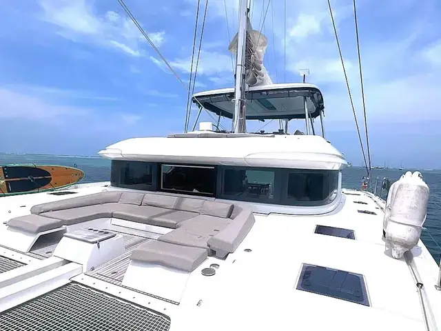 Lagoon 55'