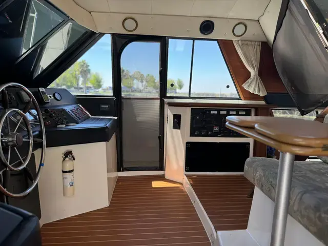 Bayliner 4588 MOTOR YACHT