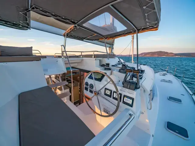 Fountaine Pajot 50'