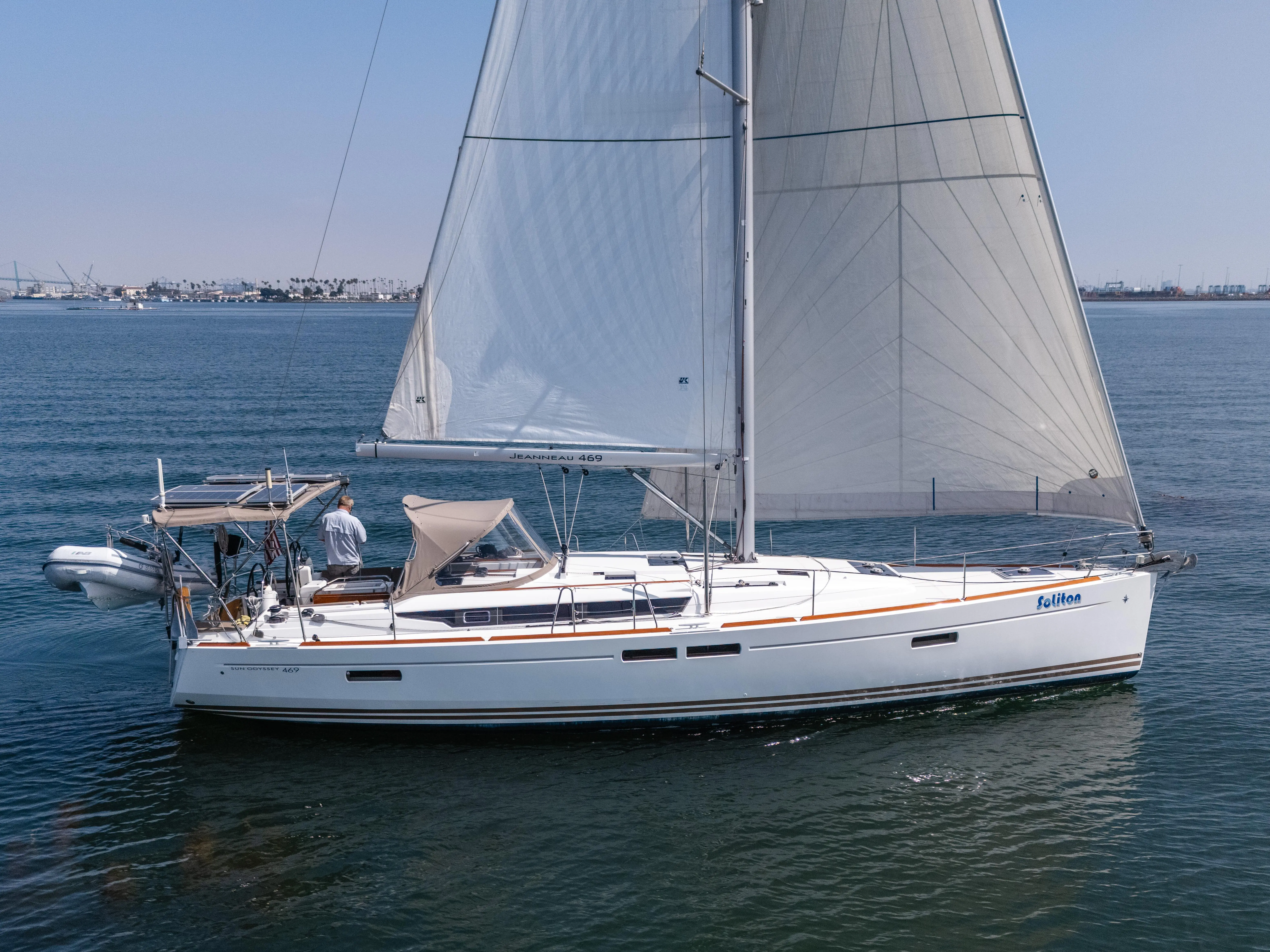 2015 Jeanneau 46'