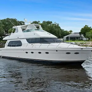 2006 Carver 56'