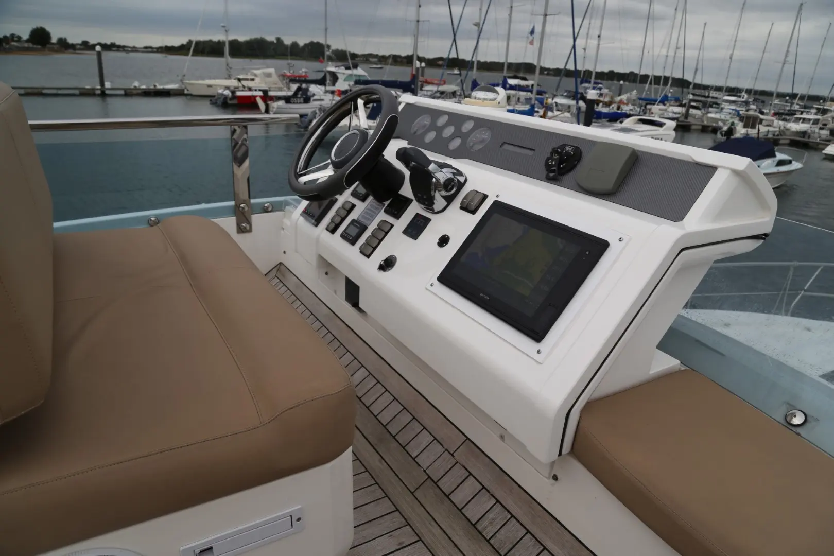 2012 Fairline squadron 42