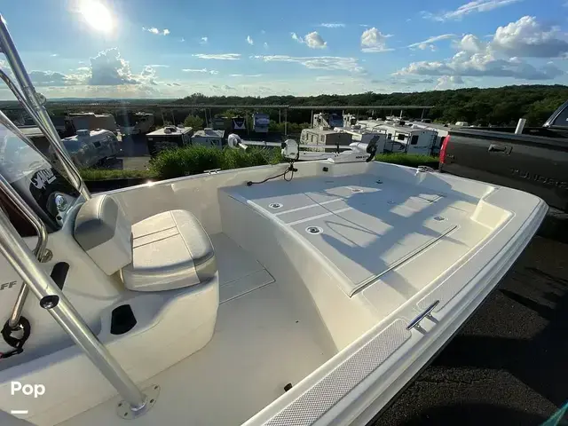 Mako 17 Pro Skiff