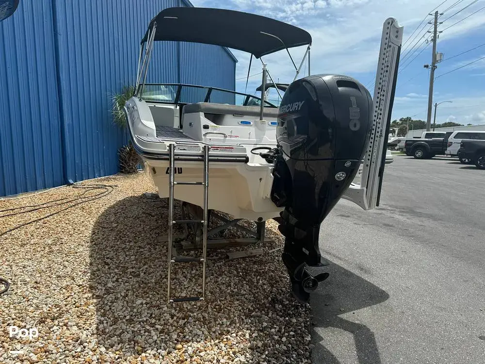 2021 Sea Ray 19 spx