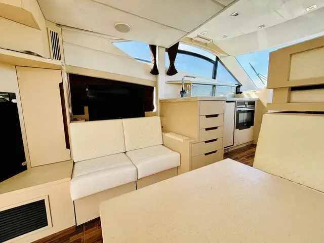 Galeon 42 FLY