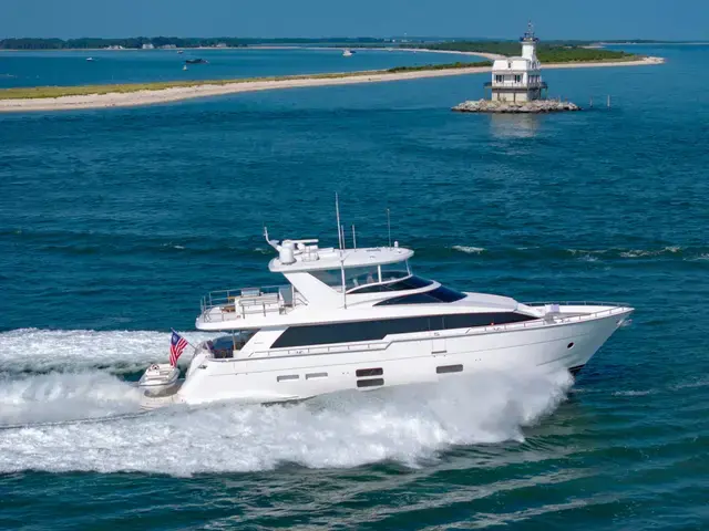 Hatteras 75'