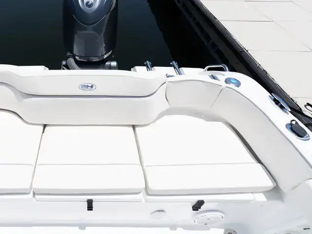 Sea Hunt Boats ULTRA 219