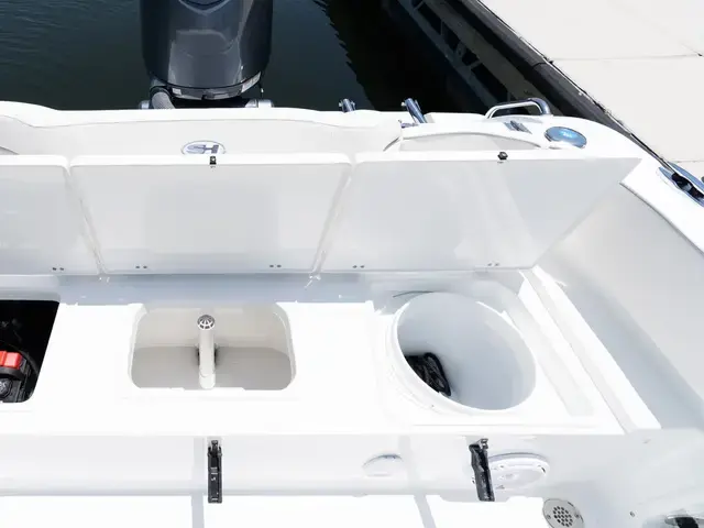 Sea Hunt Boats ULTRA 219