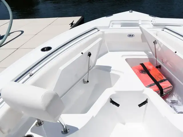 Sea Hunt Boats ULTRA 219