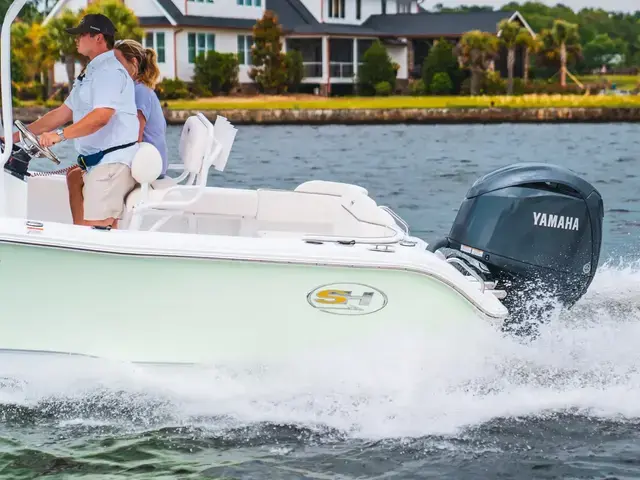 Sea Hunt Boats ULTRA 219