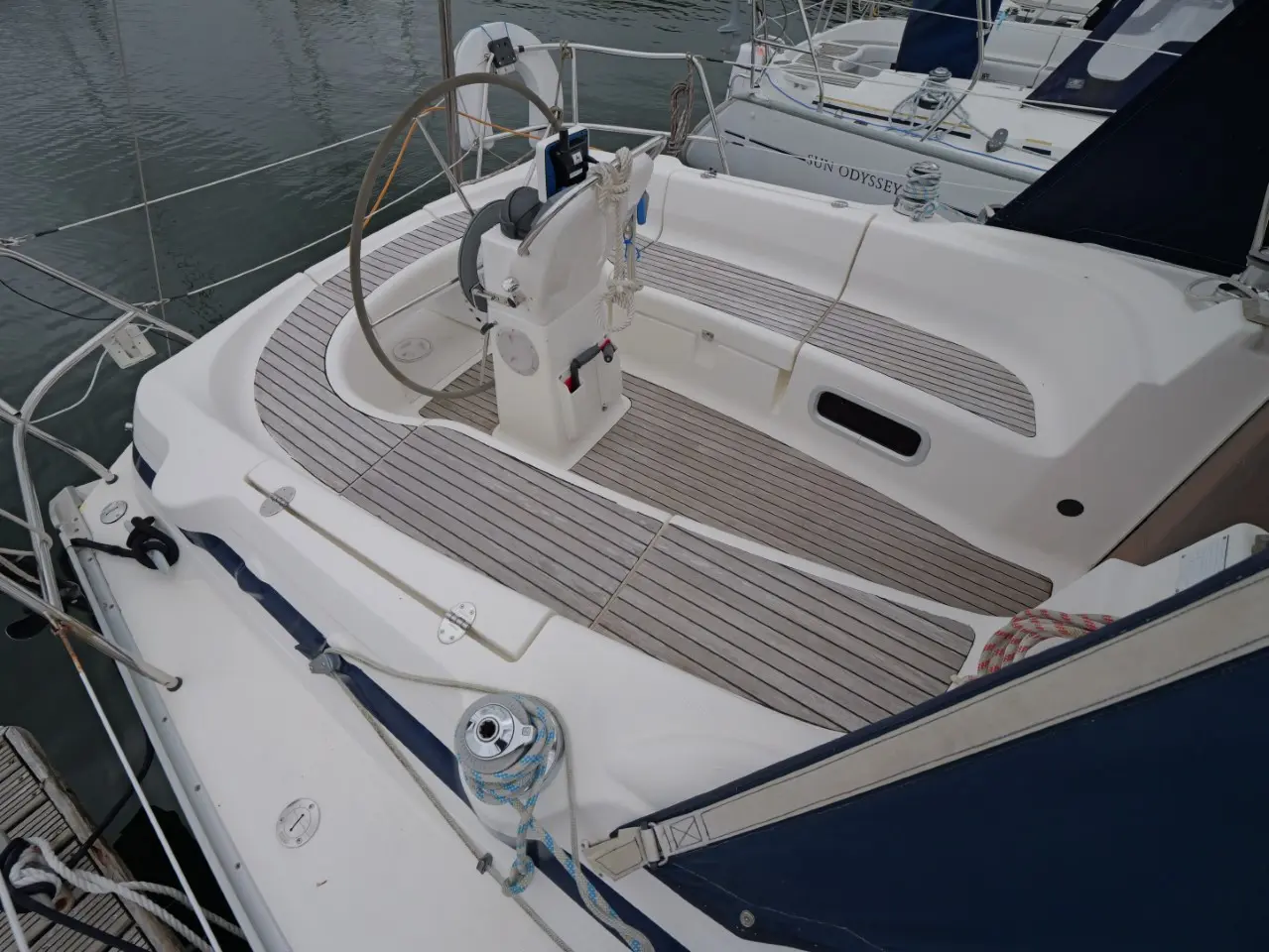 2005 Bavaria 36