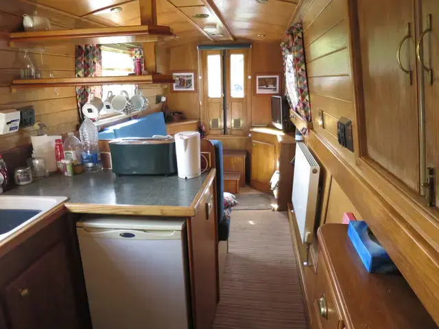 Northern Pride Narrowboats 47