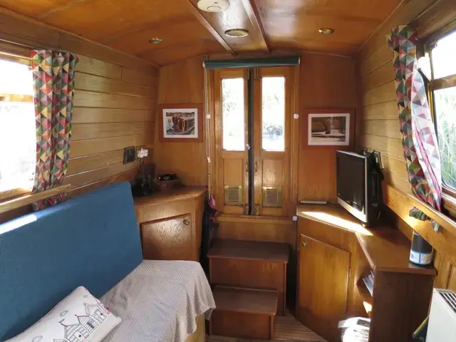 Northern Pride Narrowboats 47