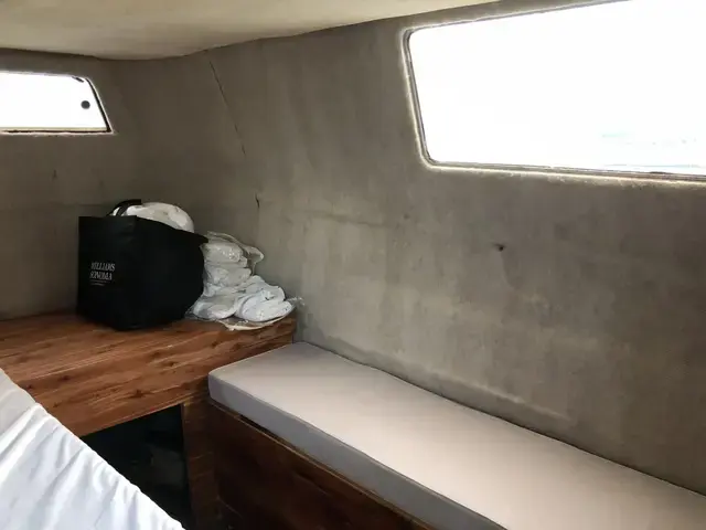 Sea Ray 360 Aft Cabin