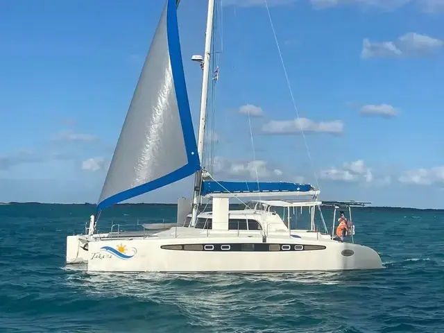 Dolphin 460