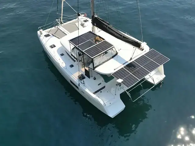 Lagoon 42