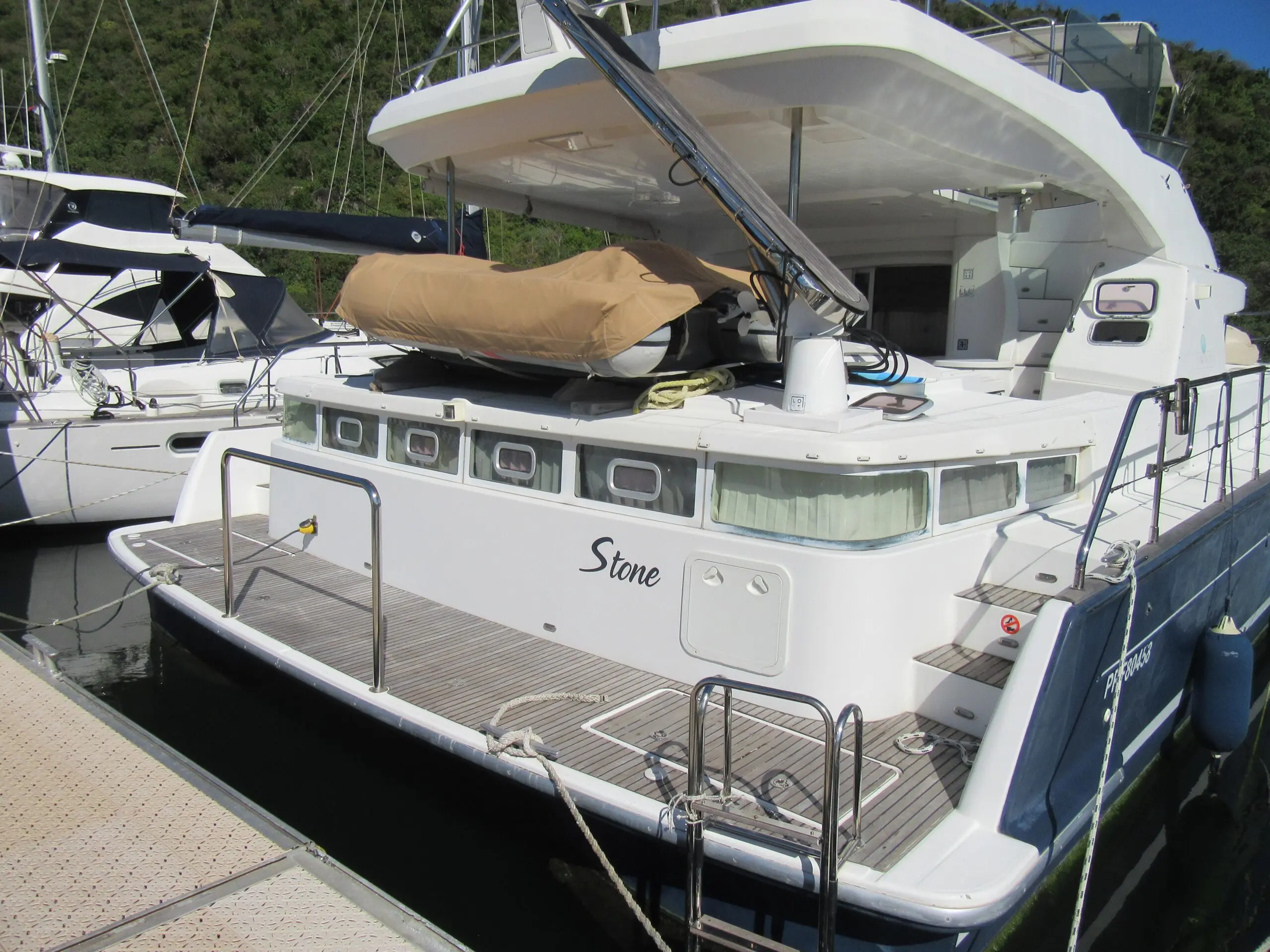 2006 Lagoon 44 pc