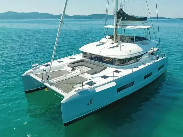 Lagoon 55