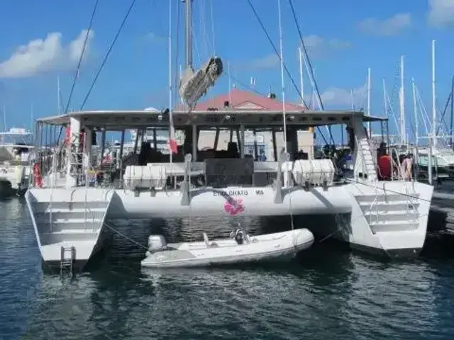 CATAMARAN H2X Maxi Day Charter Cat