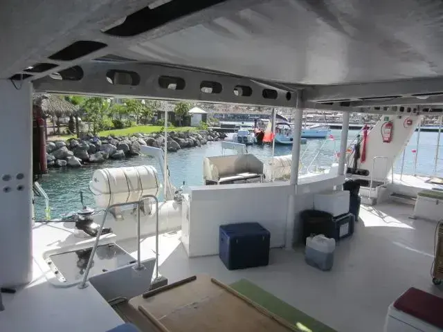 CATAMARAN H2X Maxi Day Charter Cat