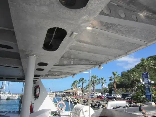 CATAMARAN H2X Maxi Day Charter Cat