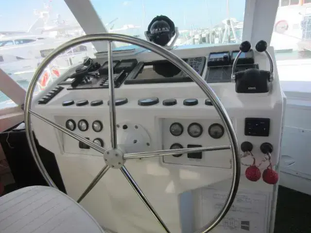 CATAMARAN H2X Maxi Day Charter Cat