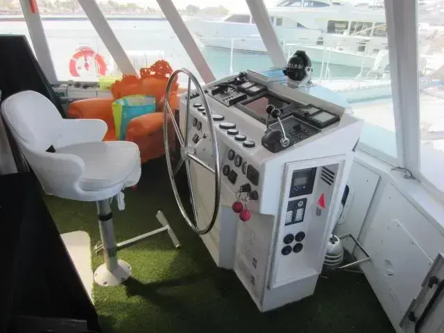 CATAMARAN H2X Maxi Day Charter Cat