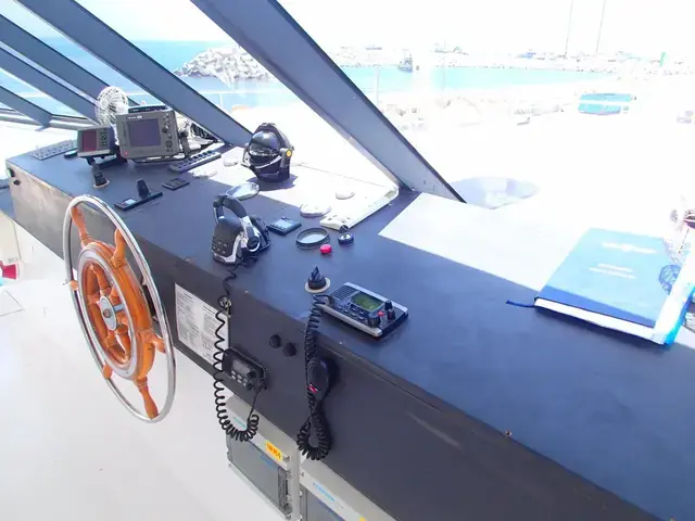 Power Catamaran