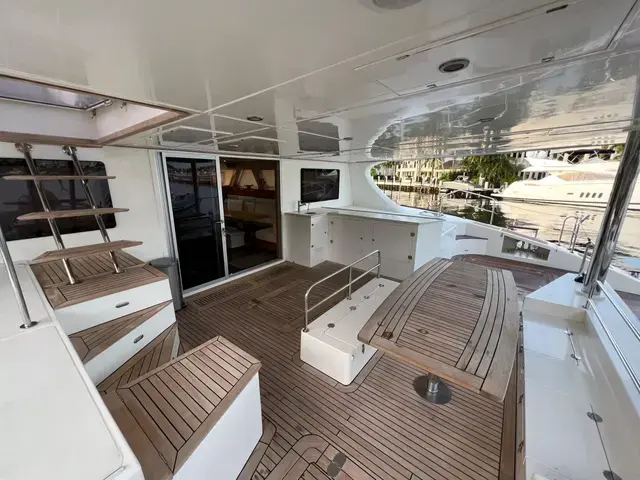 Sunreef 70 Sailing