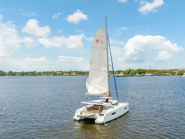 Fountaine Pajot Lucia 40