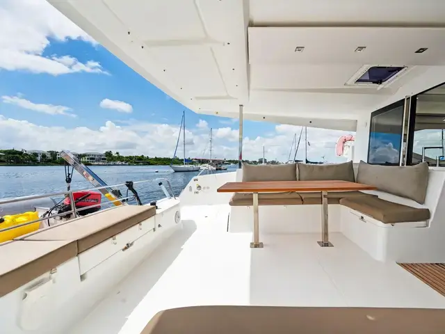 Fountaine Pajot Lucia 40