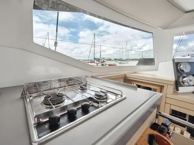 Fountaine Pajot Lucia 40