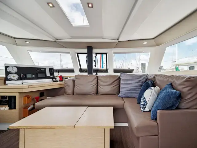 Fountaine Pajot Lucia 40