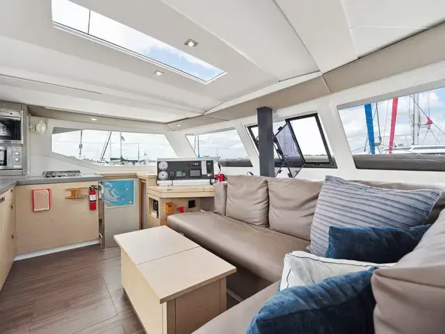 Fountaine Pajot Lucia 40