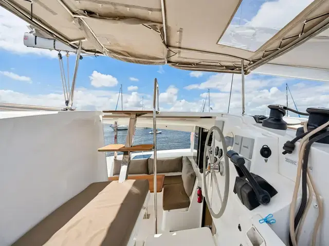 Fountaine Pajot Lucia 40