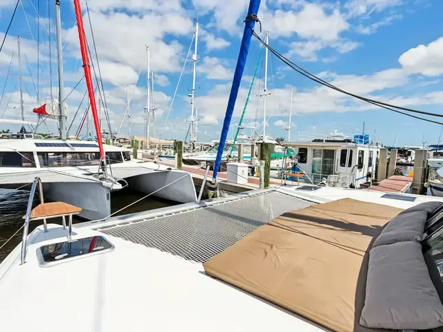 Fountaine Pajot Lucia 40