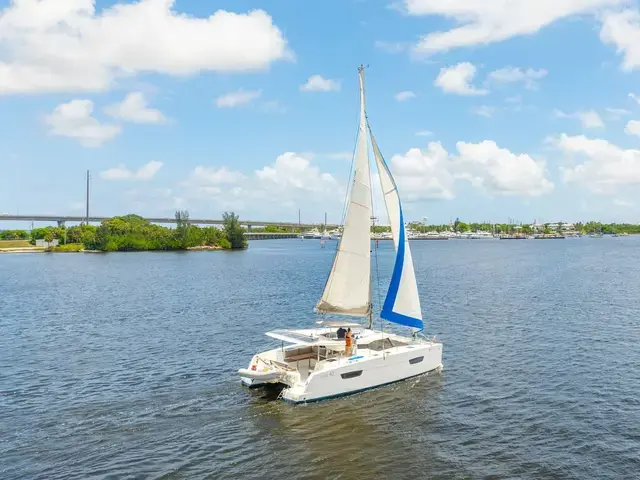 Fountaine Pajot Lucia 40