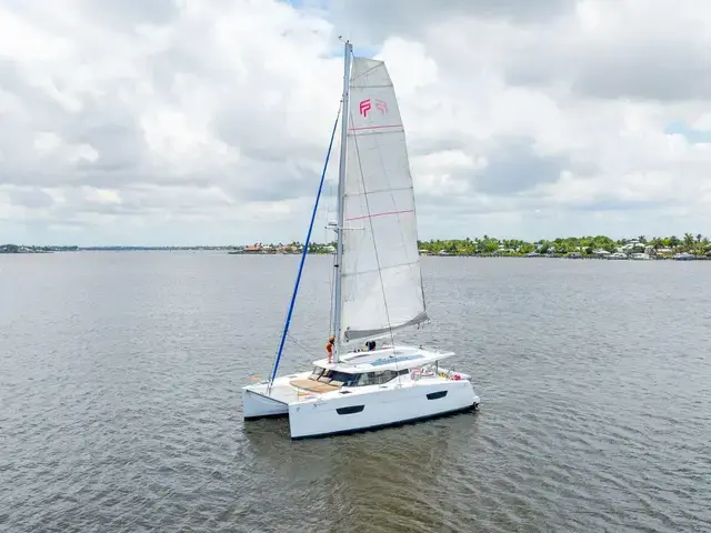 Fountaine Pajot Lucia 40