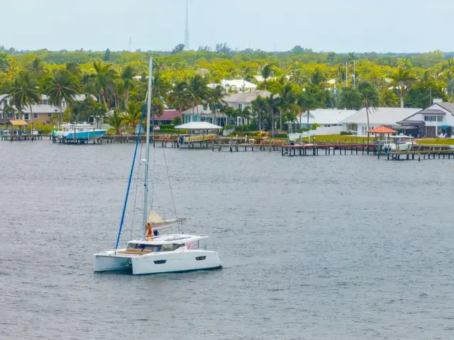 Fountaine Pajot Lucia 40