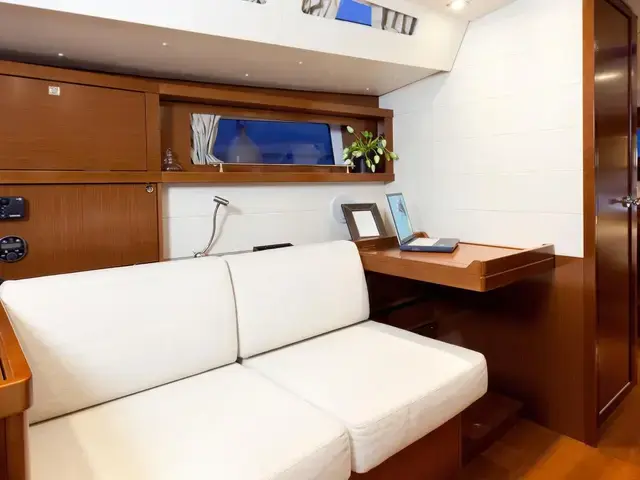 Beneteau Oceanis 48