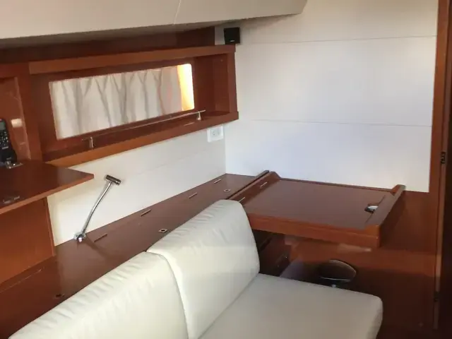 Beneteau Oceanis 48