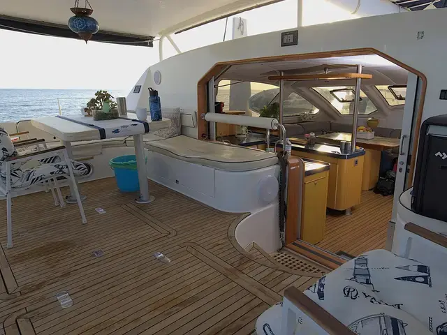 Catana 581 Owners Version